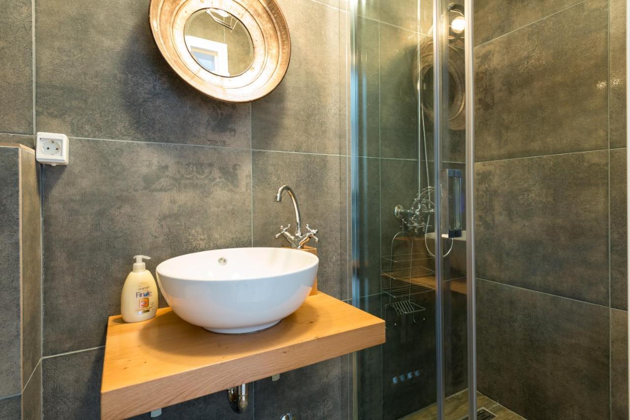 Studio Apartments La Boheme Дубровник Екстер'єр фото
